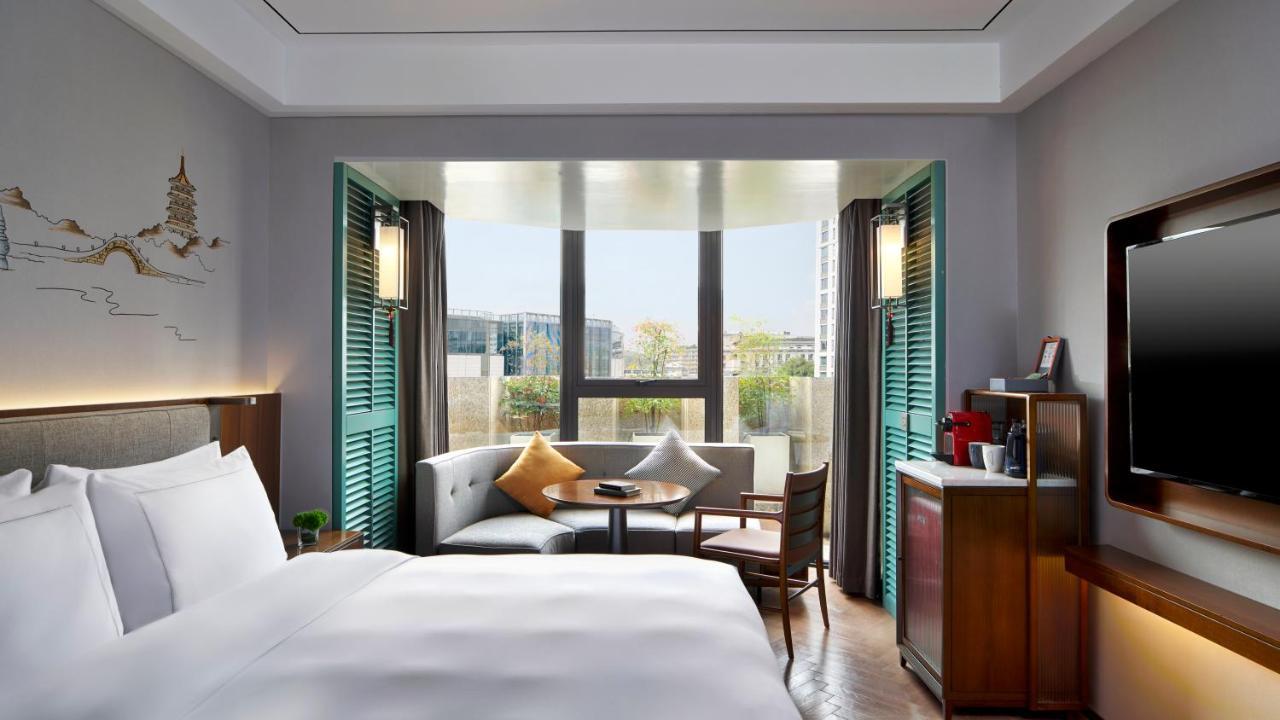 Hangzhou West Lake Milan Hotel - Ten Minutes Walk To The West Lake 외부 사진
